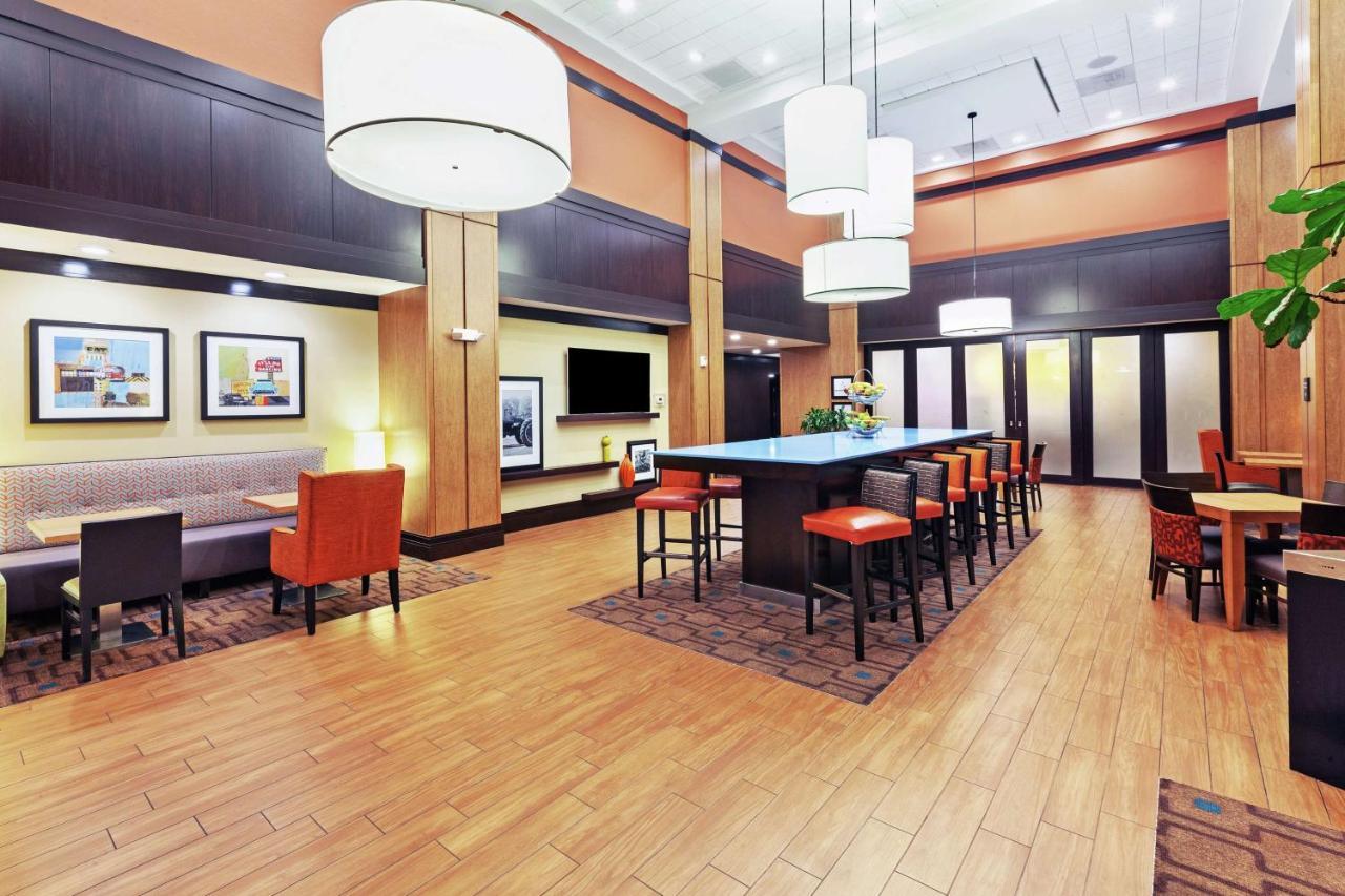 Hampton Inn & Suites Houston North Iah, Tx Exteriör bild